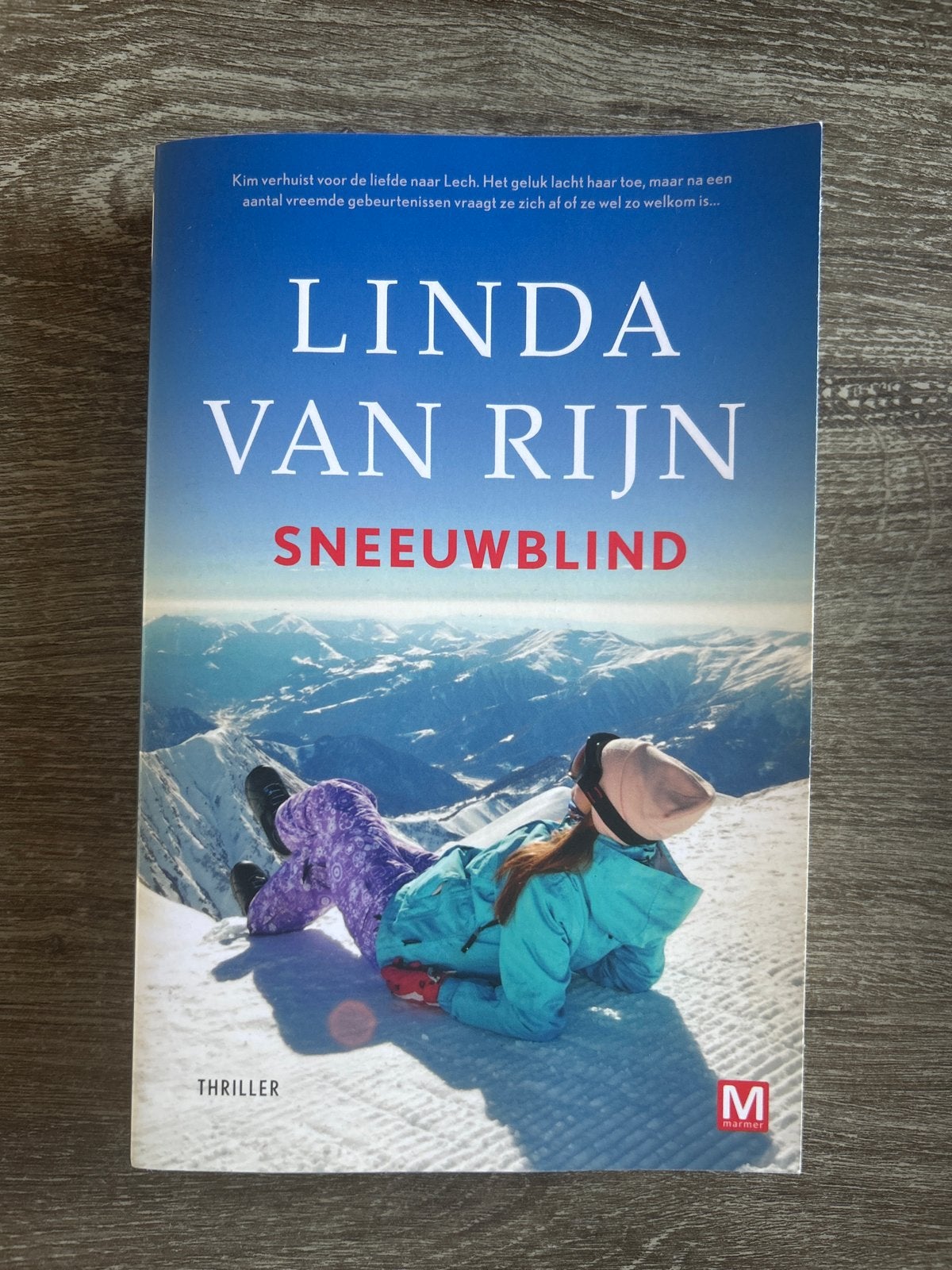 Thriller: Sneeuwblind - Linda van Rijn (Zo goed als nieuw), Ophalen of Verzenden, Zo goed als nieuw
