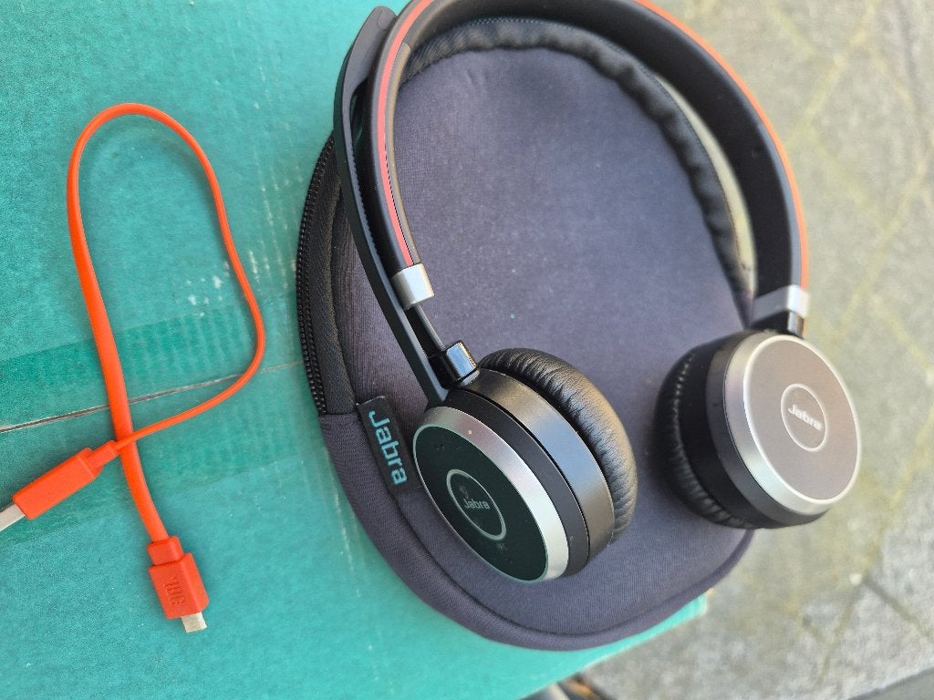 Jabra Evolves Office & Work-From-Home Bluetooth Headset, Ophalen, Gebruikt, Bluetooth, Over-ear