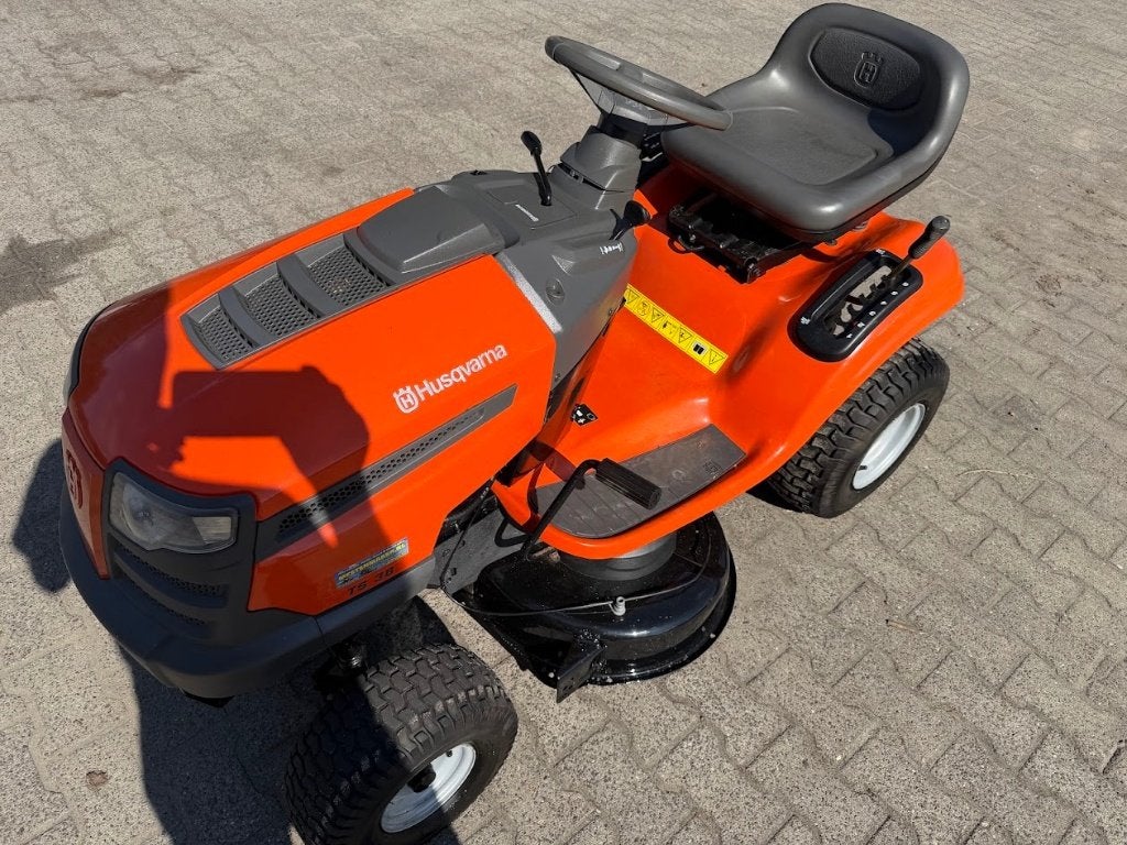 zitmaaier husqvarna TS 38 NIEUW MAAIDEK, Tuin en Terras, Ophalen, Gebruikt, Elektrische starter, 90 tot 120 cm