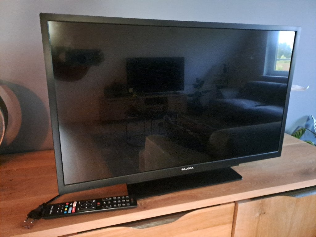 Smart TV Salora 32 inch in zeer goede staat, Audio, Tv en Foto, Televisies, 50 Hz, Zo goed als nieuw, 100 cm of meer, Smart TV