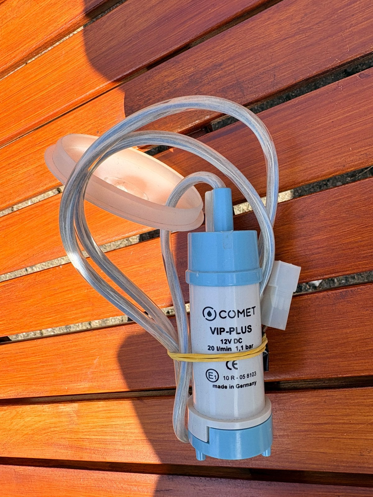 Watertankpompje voor caravan, Ophalen of Verzenden