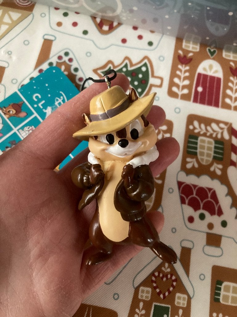 Nieuw Disney ornament - Knabbel ( en babbel ), Ophalen of Verzenden, Overige figuren, Nieuw, Beeldje of Figuurtje