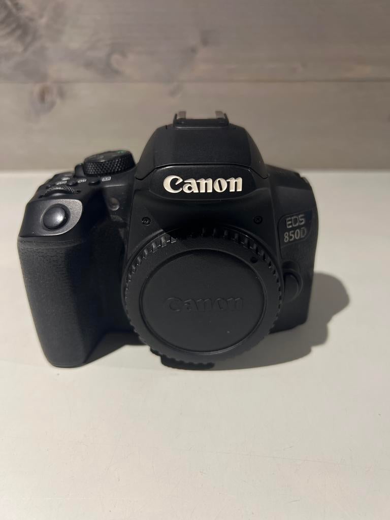 Canon EOS 850D spiegelreflexcamera - Zo goed als nieuw, Ophalen of Verzenden, N, N, N