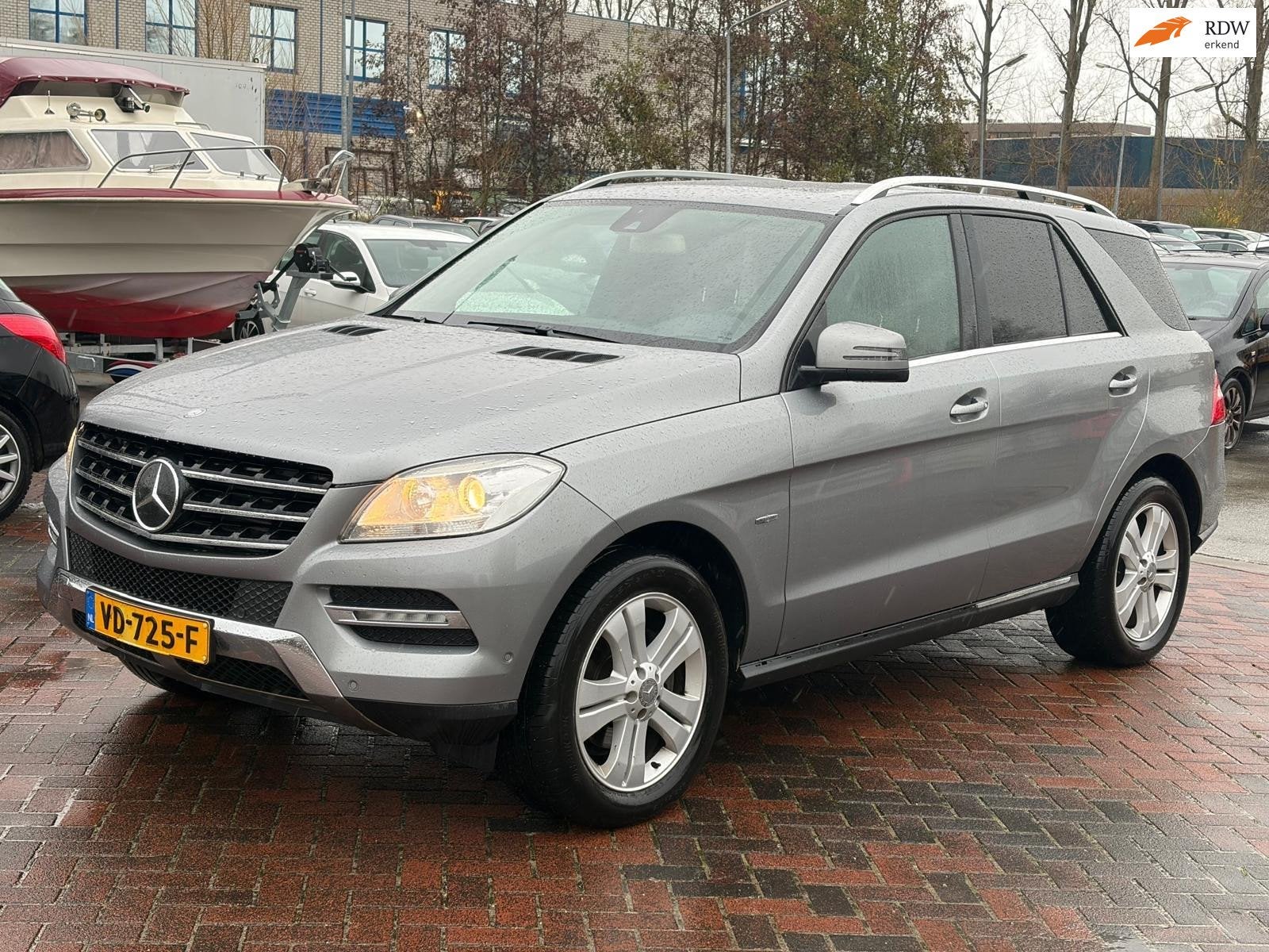 Mercedes-Benz ML 350 BLUETEC 4MATIC Airco! PANO! LEDER! STAR, Auto's, Automaat, Verwarmde buitenspiegels, 259 pk, Leder en Stof