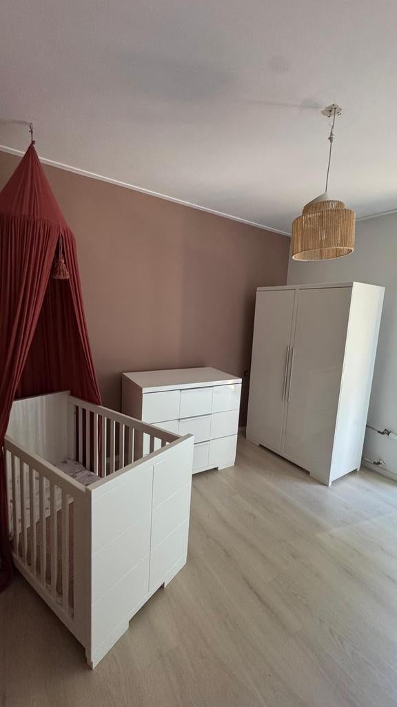 Interbaby Kinderkamer Set - Ledikant, Commode, Kledingkast, Ophalen, Gebruikt, Jongetje of Meisje