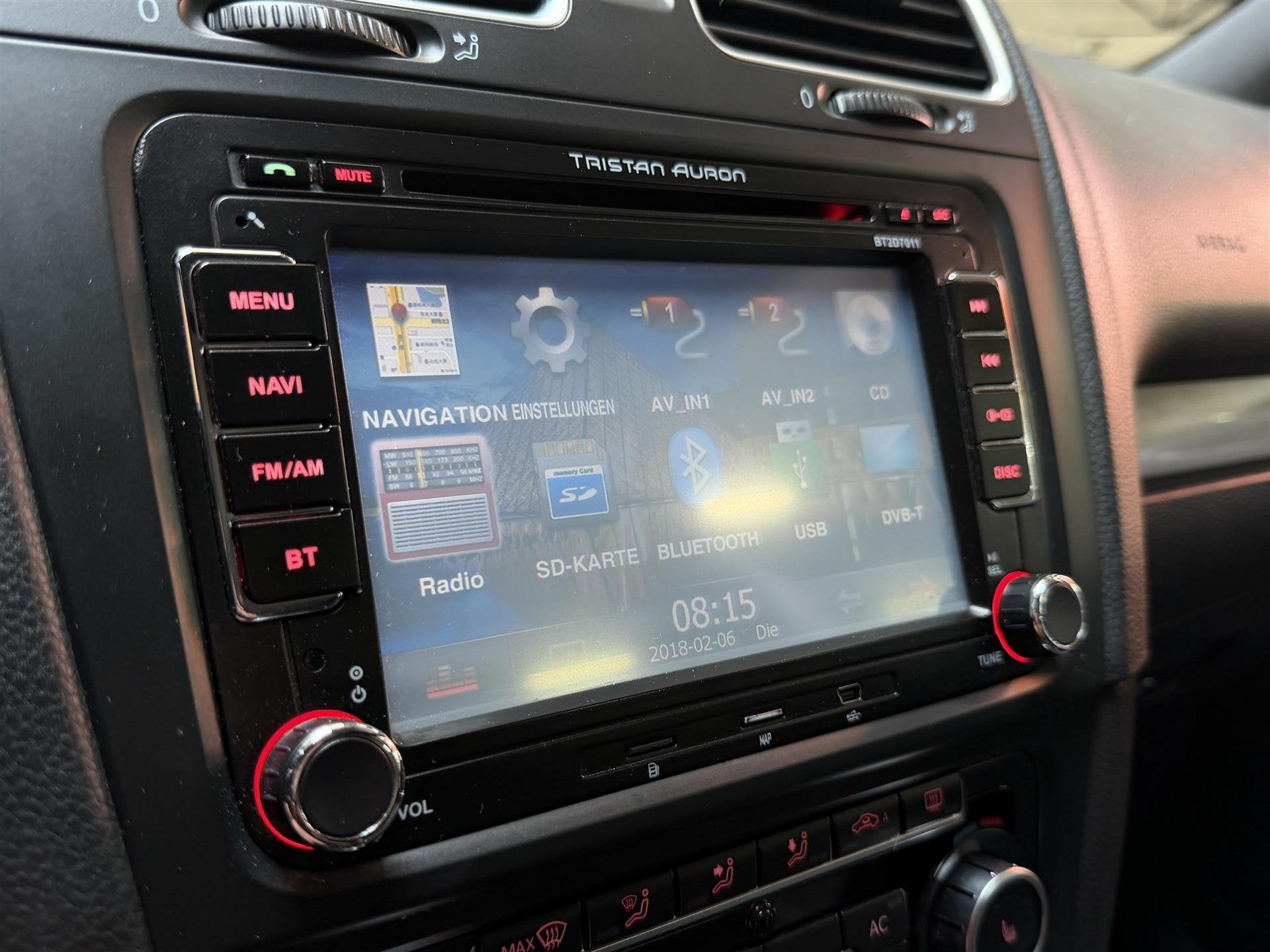 Foto 18 van Volkswagen Golf 1.4 TSI 122PK Carplay | Maxtonn | 19'' sport