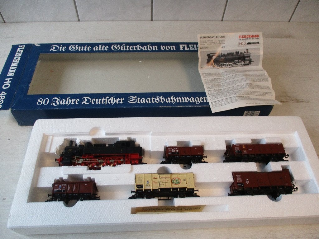 Fleischmann Set 80 Jahr Deutsche Stadsbahnwagens no 4886, Treinset, Gelijkstroom, Fleischmann, Ophalen of Verzenden