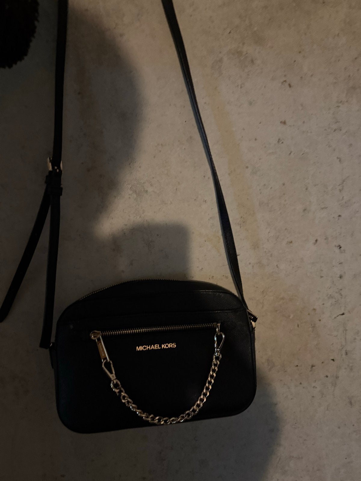 Stijlvolle Michael Kors Schoudertas - Zwart, Ophalen of Verzenden, Gebruikt, Zwart, Schoudertasje