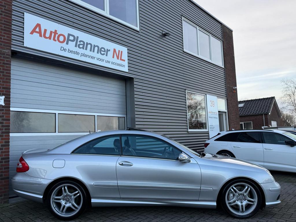 Mercedes-Benz CLK-klasse Coupé AMG 55! 367PK! Leder! Navi!, Auto's, Mercedes-Benz, Automaat, Achterwielaandrijving, Gebruikt, 1595 kg