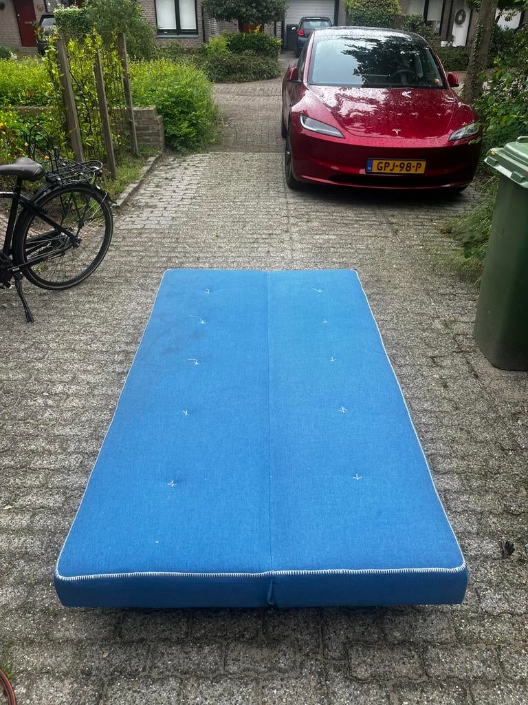 Bankbedje, Ophalen, Zo goed als nieuw, Eenpersoons