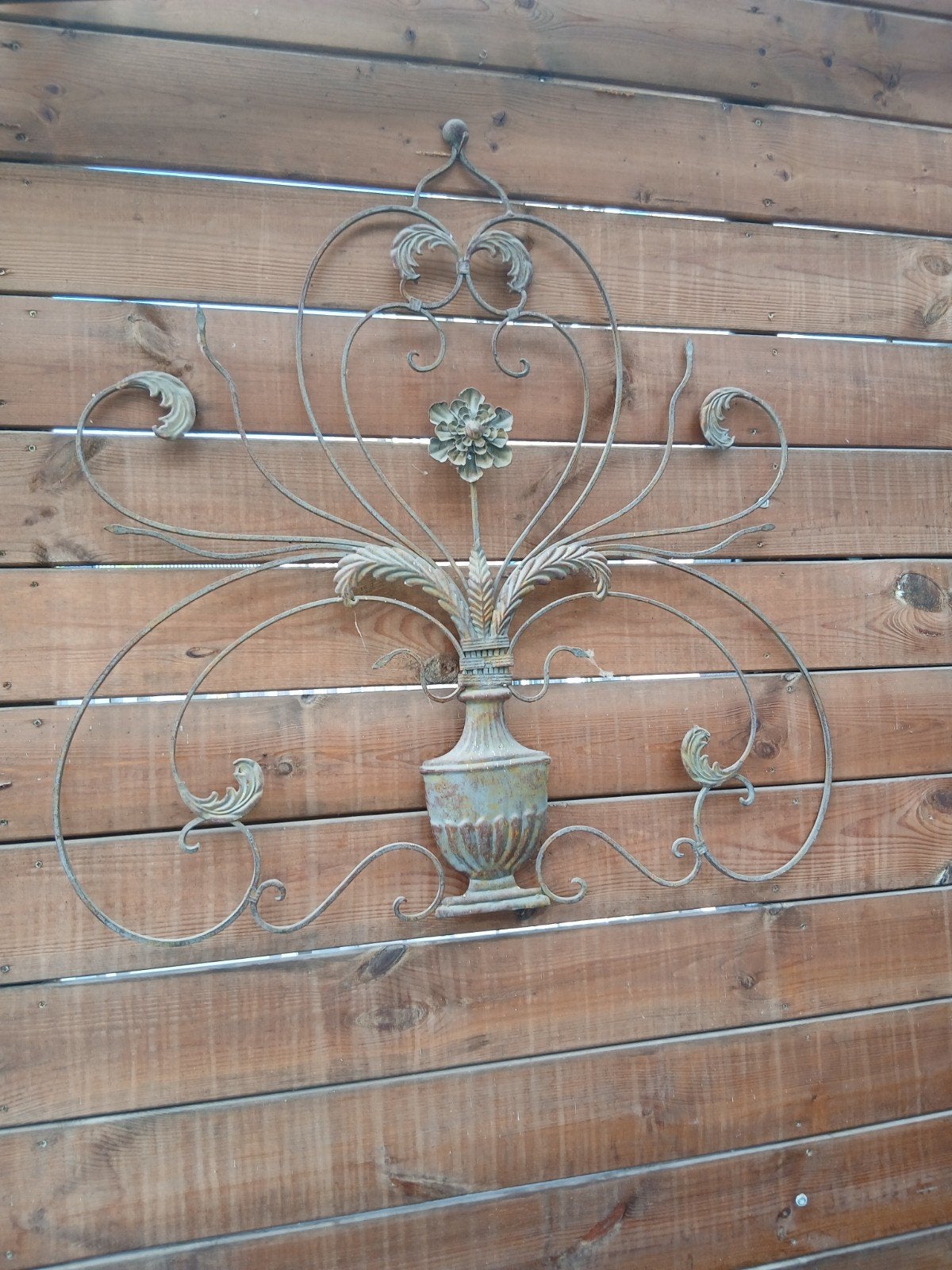Ijzeren ornament, bloemenvaas, Ophalen