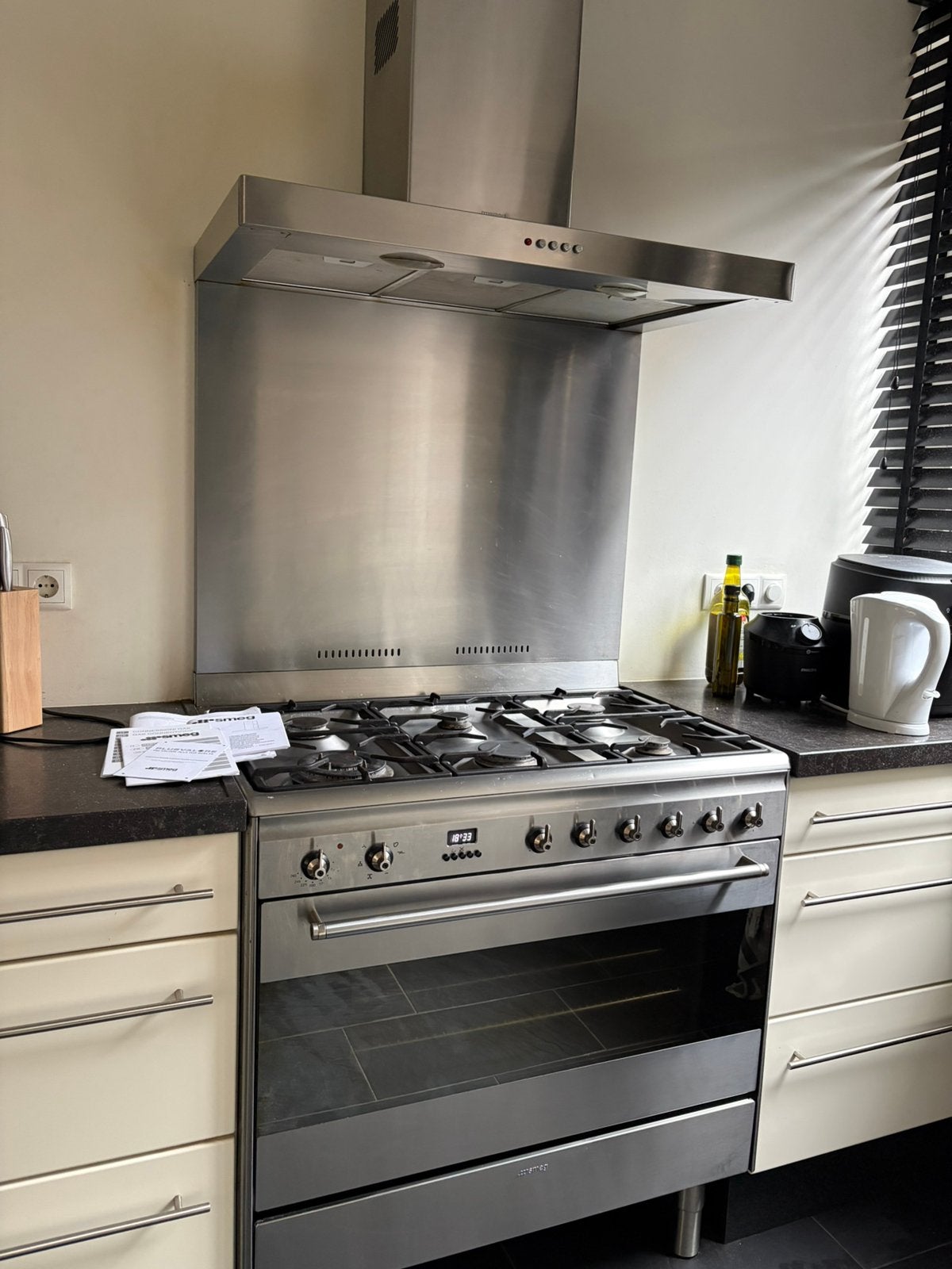 SMEG gasfornuis/oven en afzuiging, Witgoed en Apparatuur, Fornuizen, Ophalen, Gebruikt, 60 cm of meer, Gas