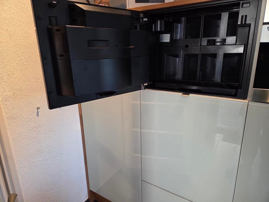 Miele CVA 4080 Inbouw Koffiemachine, Ophalen, Gebruikt, 10 kopjes of meer, Koffiemachine
