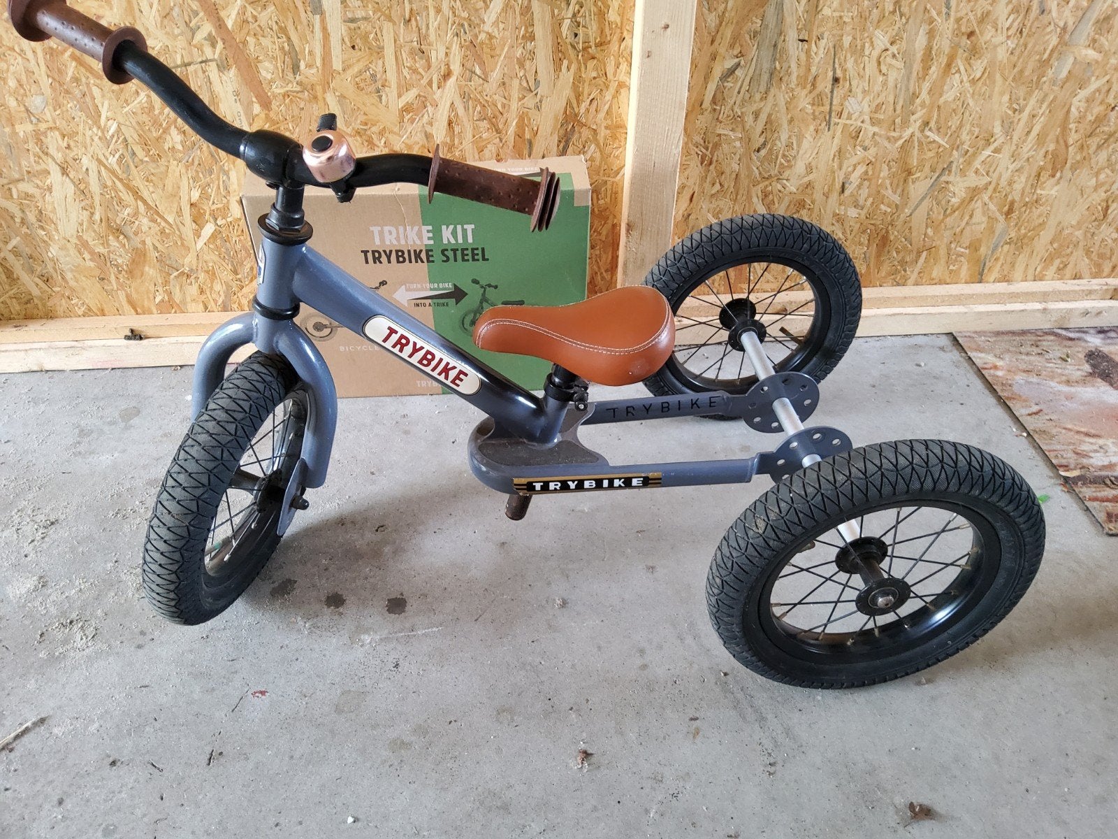 Trybike Steel Loopfiets/Driewieler Kit - Grijs, Fietsen en Brommers, Ophalen of Verzenden, Zo goed als nieuw, Trybike, Verstelbare zitting