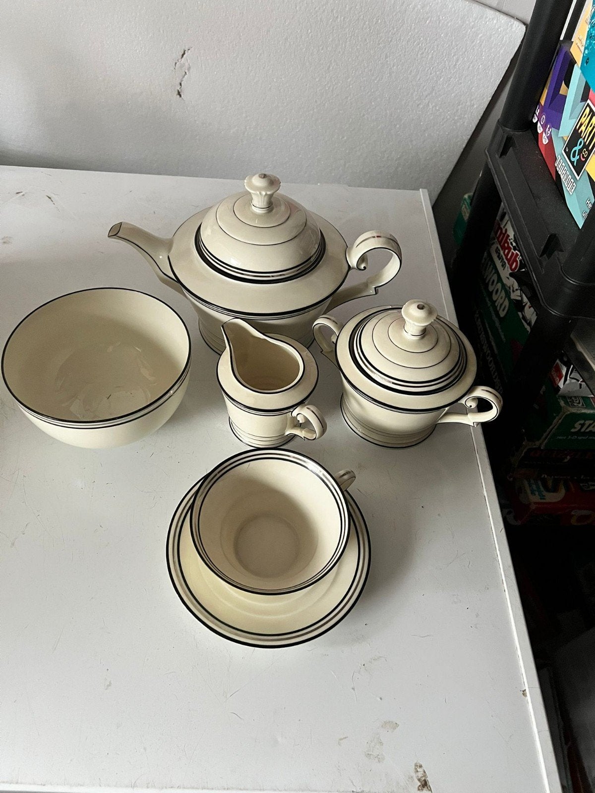 Vintage Wille & Co. Amsterdam servies - Crème met Zwarte, Ophalen