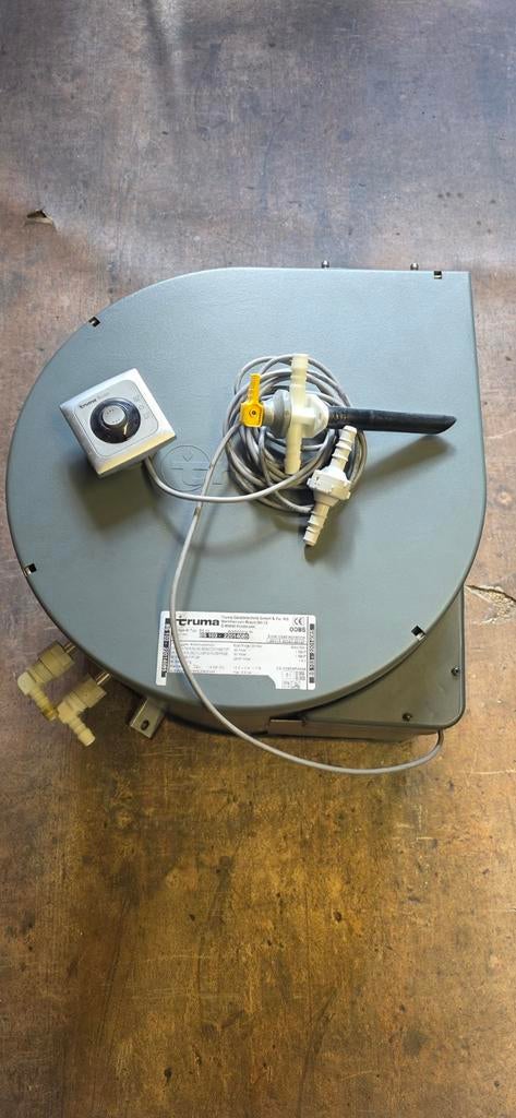 Truma boiler, 12V-30MB kompleet met bedieningsschakelaar, Ophalen, Zo goed als nieuw