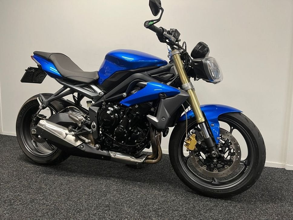 ⭐️⭐Hele mooie Triumph STREET TRIPLE 675 2013⭐️⭐, 675 cc, Motorrijbewijs A, Bedrijf, Meer dan 35 kW