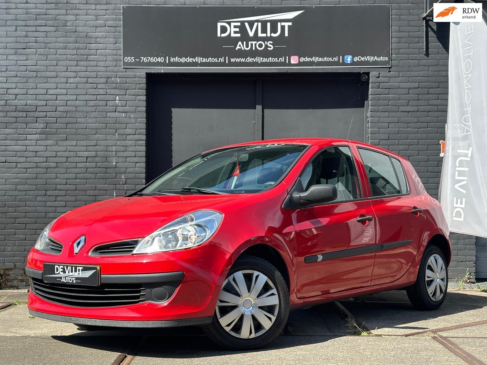 Renault Clio 1.2-16V Business Line | Airco | Elek Raam | Blu, Voorwielaandrijving, Gebruikt, Zwart, 4 cilinders