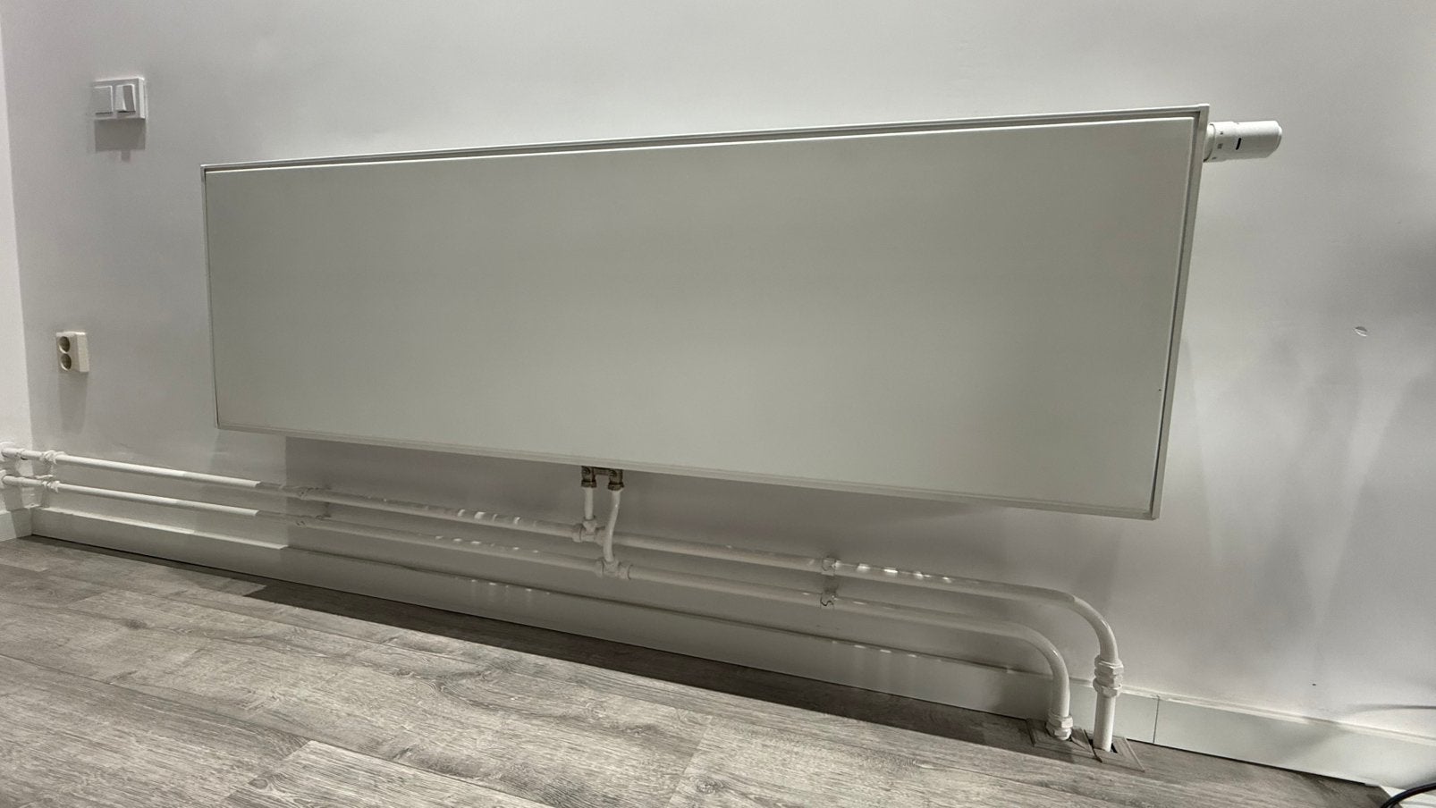 Strakke radiator | Vasco Flatline, 30 tot 80 cm, Radiator, 150 cm of meer, Ophalen of Verzenden