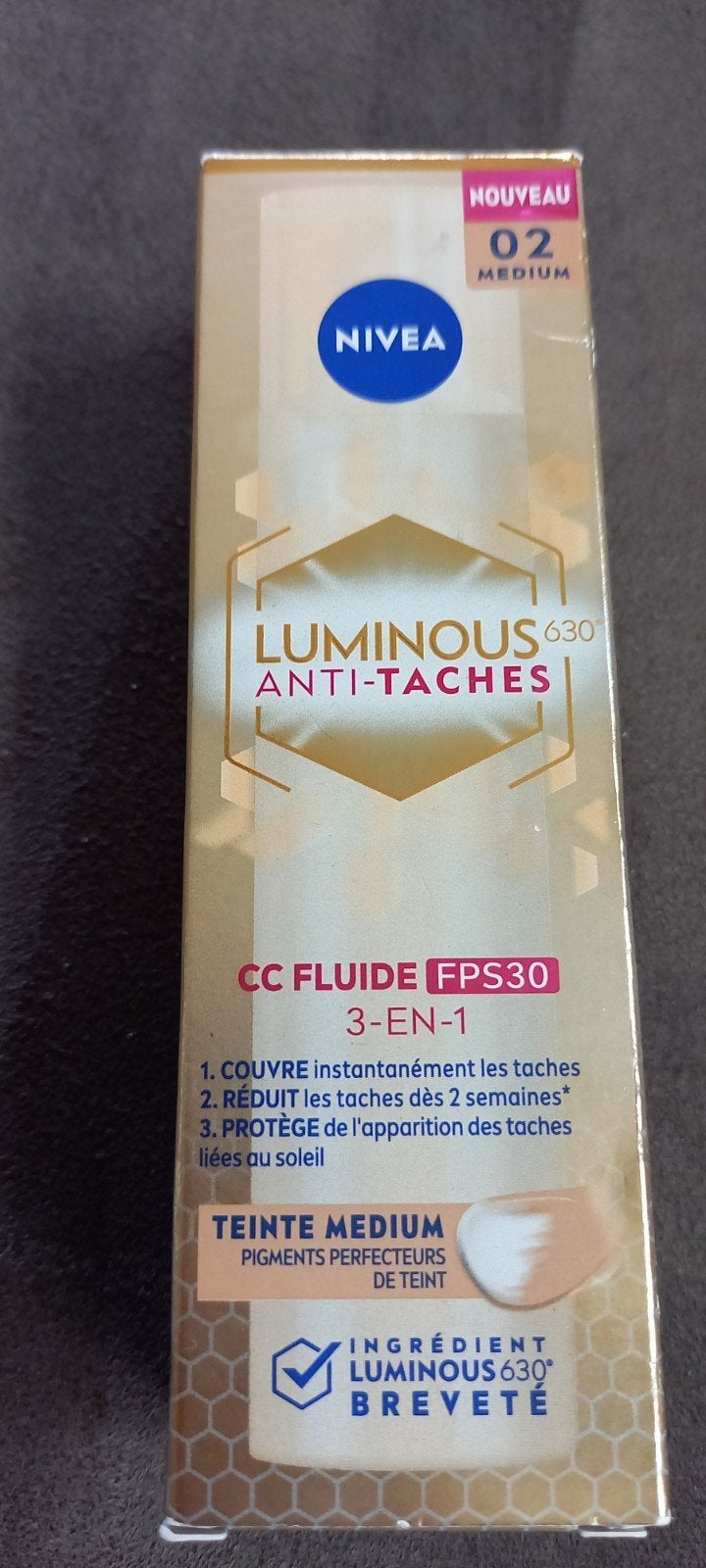 Nivea Luminous 630 Anti-Taches CC Fluide SPF30 3-in-1, Ophalen of Verzenden, Nieuw, Gehele gezicht, Verzorging
