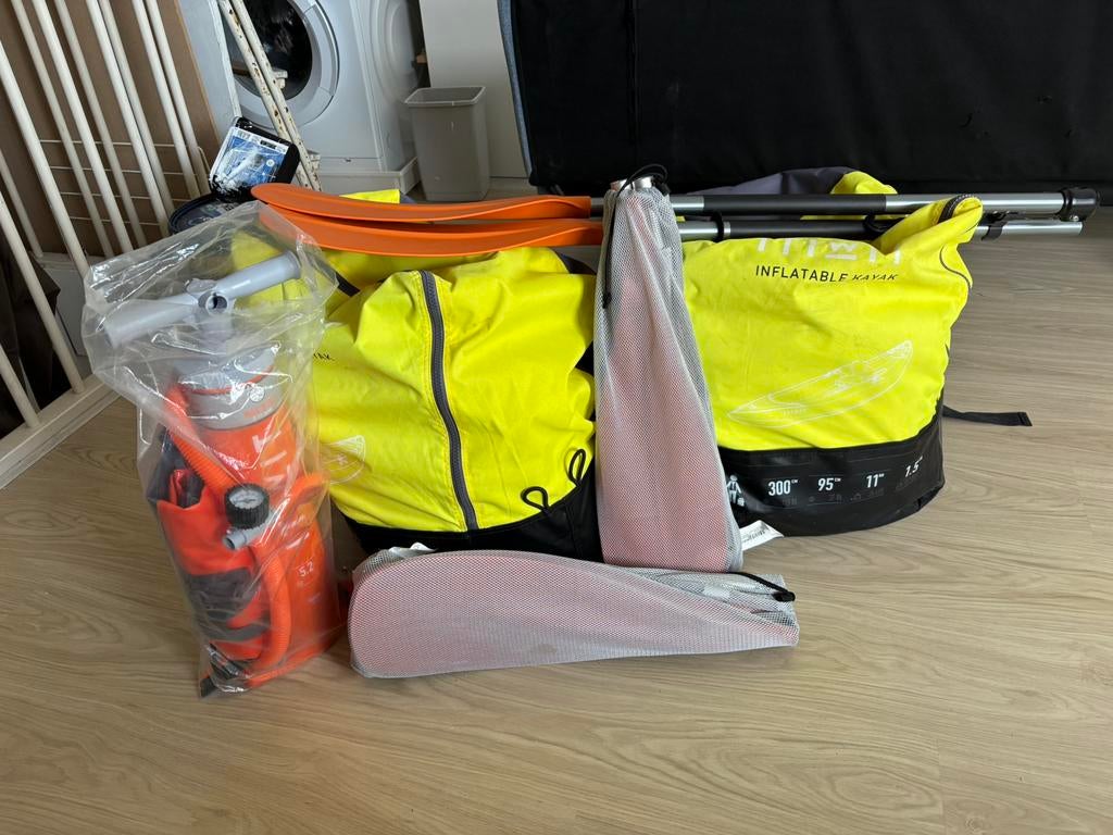 Kayak inflatable 1 persoon 2 stuks, Ophalen of Verzenden, Zo goed als nieuw