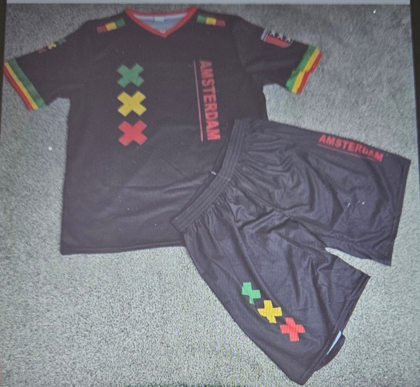 Ajax tenue met Brobbey 9 ( shirt en broekje ) maat XL
In nie, Blauw, Maat 56/58 (XL), Ophalen of Verzenden, Zo goed als nieuw