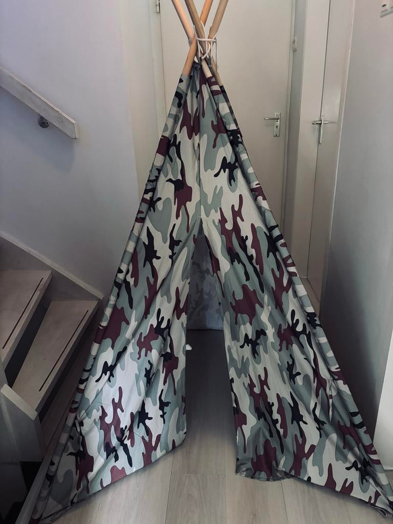 Wigwam tent camouflage. Binnen & buiten speelplezier, Ophalen, Gebruikt