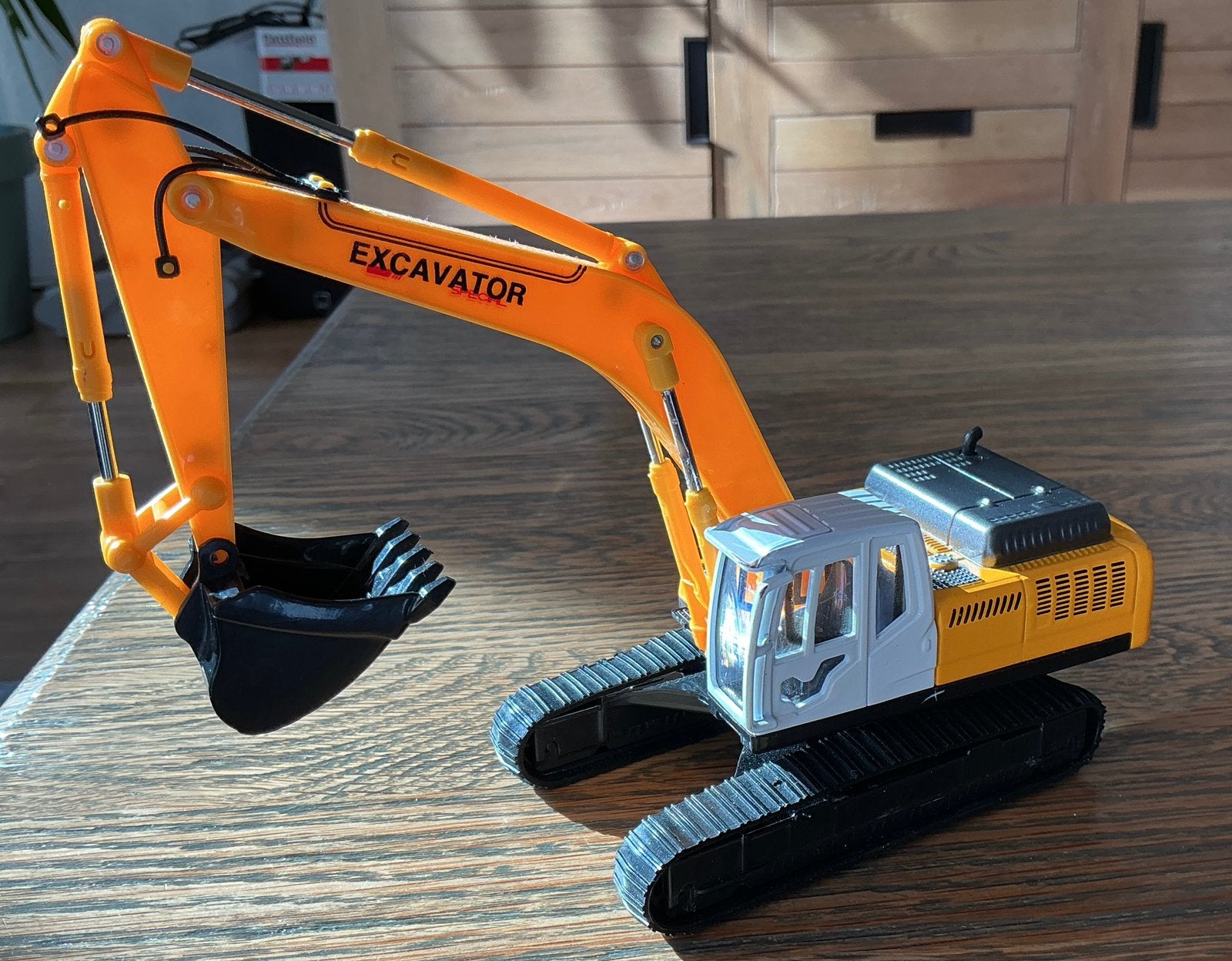 Grote Graafmachine excavator  23 cm, Ophalen, Zo goed als nieuw, Auto