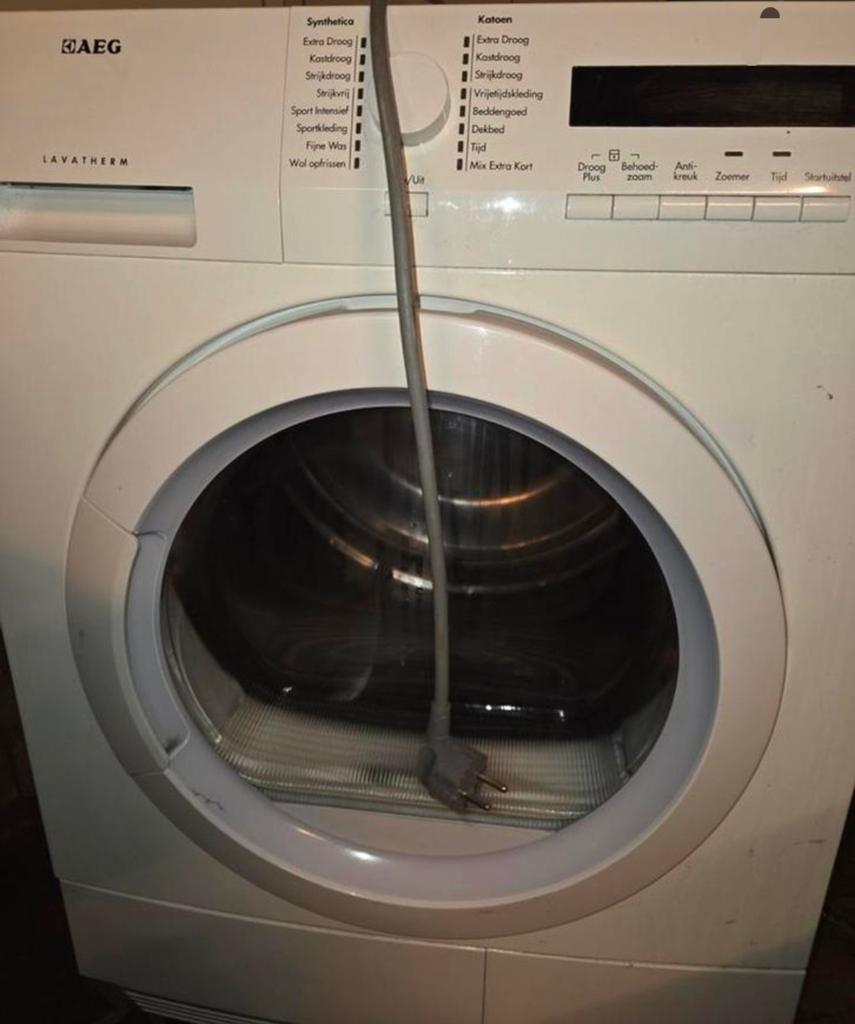 AEG droger defect, Witgoed en Apparatuur, Wasdrogers, Ophalen, 8 tot 10 kg, Voorlader, Niet werkend