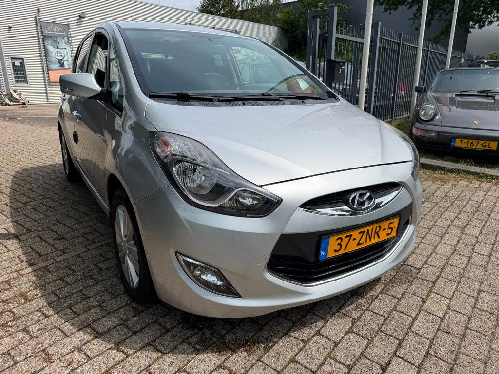 Hyundai Ix20 1.6i i-Vision automaat, airco, cruise control,, Auto's, Hyundai, Euro 5, 4 cilinders, Met garantie (alle), Origineel Nederlands