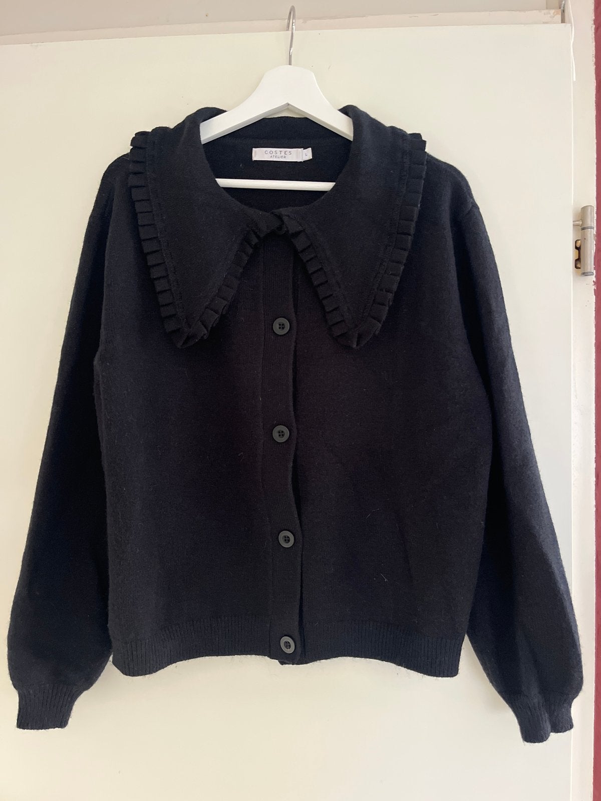 Zwart vest met grote kraag - Costes Atelier, Ophalen of Verzenden, Zo goed als nieuw, Maat 42/44 (L), Zwart