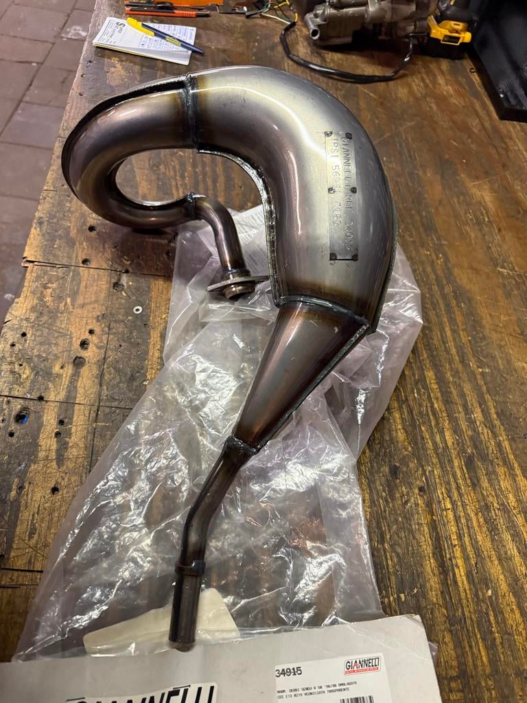 Giannelli uitlaat voor Derbi (oud model 96-98), Derbi, Derbi, Nieuw, Uitlaat