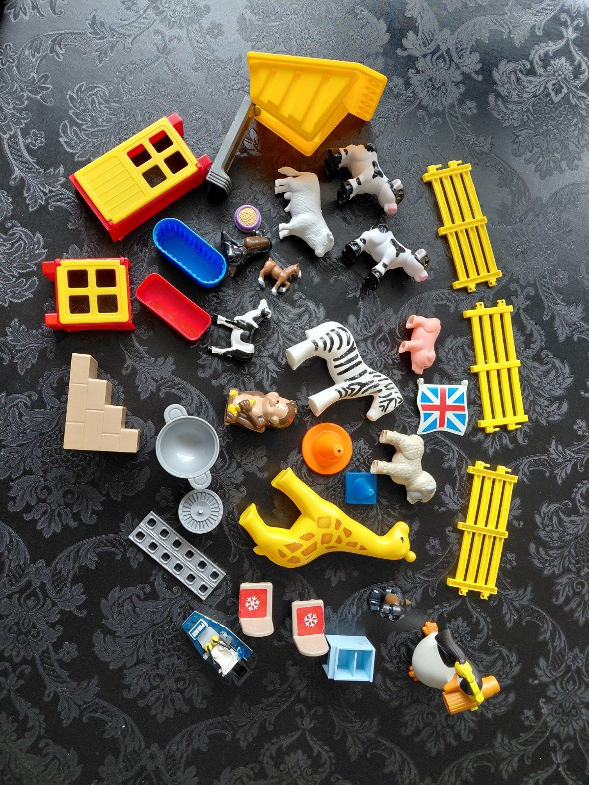 Diverse dieren en klein speelgoed, Ophalen of Verzenden, Duplo
