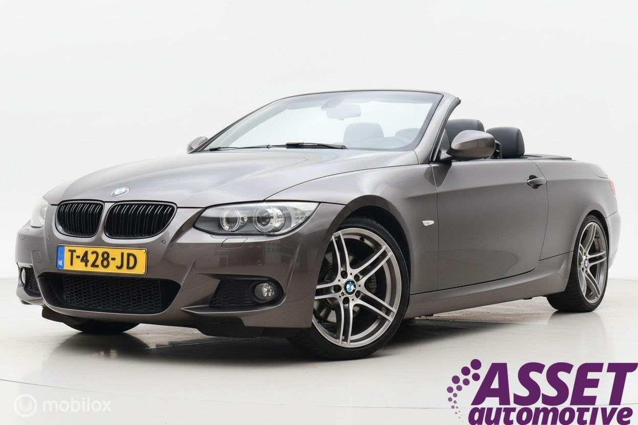 BMW 325i aut Cabrio LCI | M-Sport | memory | historie, Auto's, Achterwielaandrijving, Gebruikt, Zwart, 4 stoelen