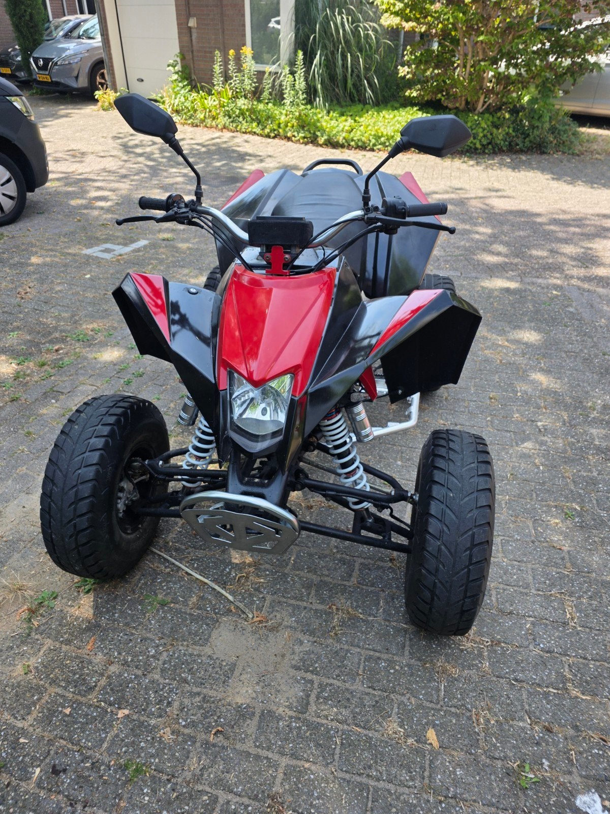 Perfect voor avontuur!  Quad op autokenteken, Motoren, 1 cilinder, 12 t/m 35 kW