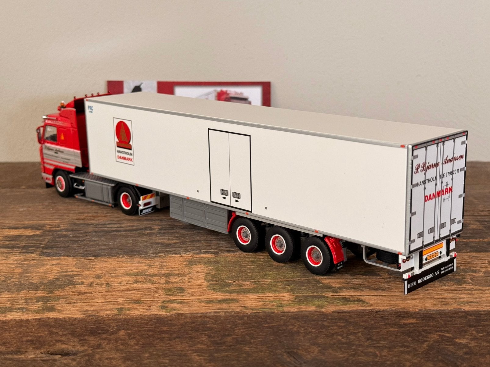 WSI - Scania 143 Streamline P. Bjarne Andersen PBA, Ophalen of Verzenden, Zo goed als nieuw, Bus of Vrachtwagen, Wsi