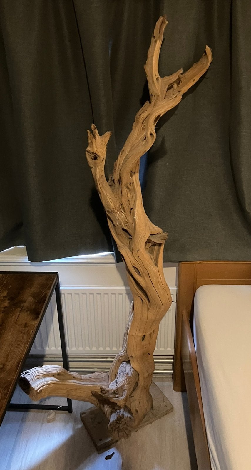 Decoratieve boom van drijfhout op voetstuk en losse tak., Overige onderwerpen, Weerbestendig, 1 meter - 2 meter, Hout