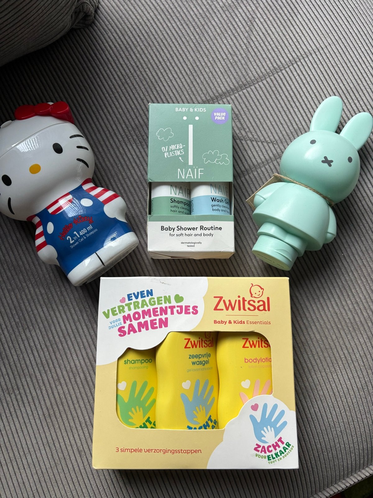 Baby verzorgingsset: Hello Kitty, Naïf, Zwitsal & Nijntje, Ophalen of Verzenden, Nieuw, Overige typen, Nijntje