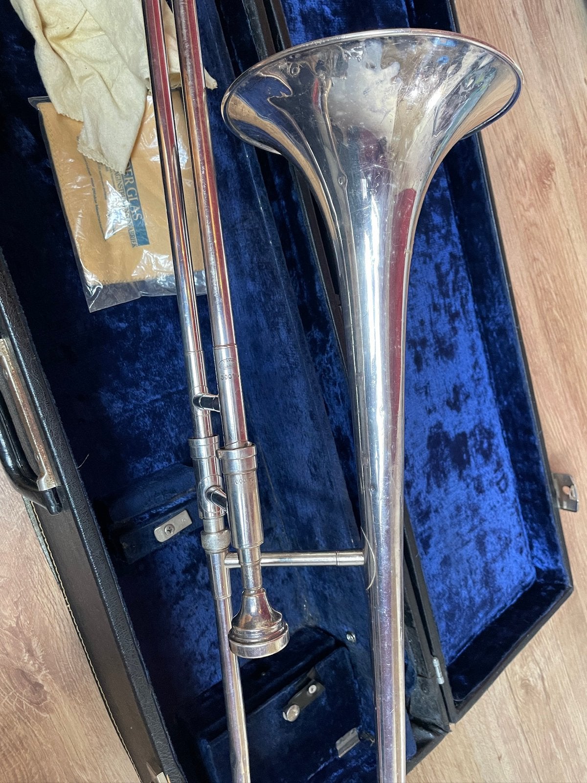 Courtois trombone incl koffer, Muziek en Instrumenten, Ophalen, Gebruikt, Overige typen, Met koffer