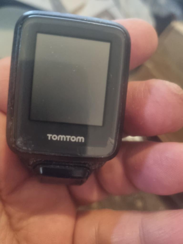 TomTom sporthorloge - Gebruikt, Sieraden, Tassen en Uiterlijk, Sporthorloges, Ophalen of Verzenden