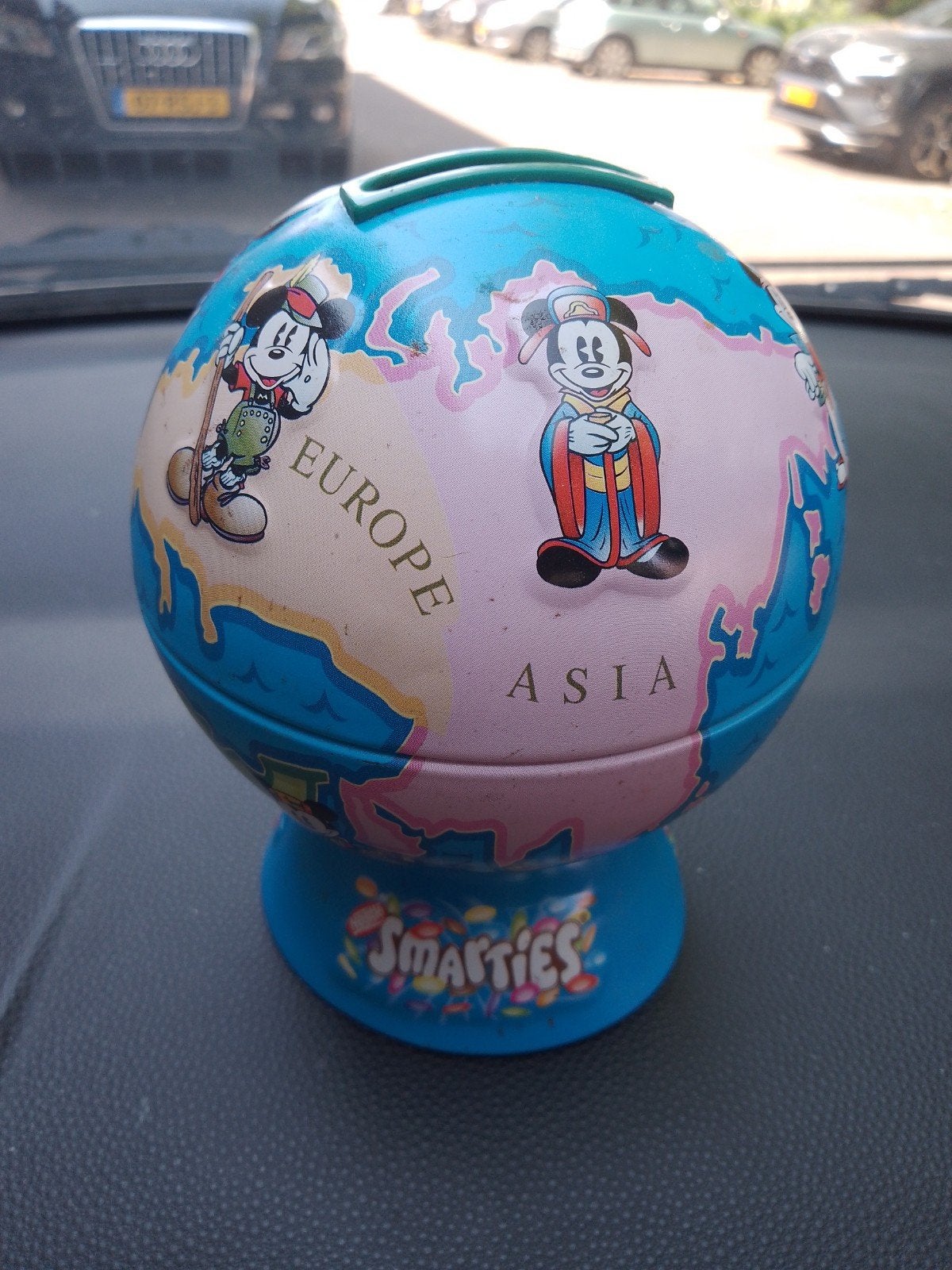 Disney vintage smarties spaarpot van ijzer, Ophalen of Verzenden, Gebruikt, Metaal of Blik