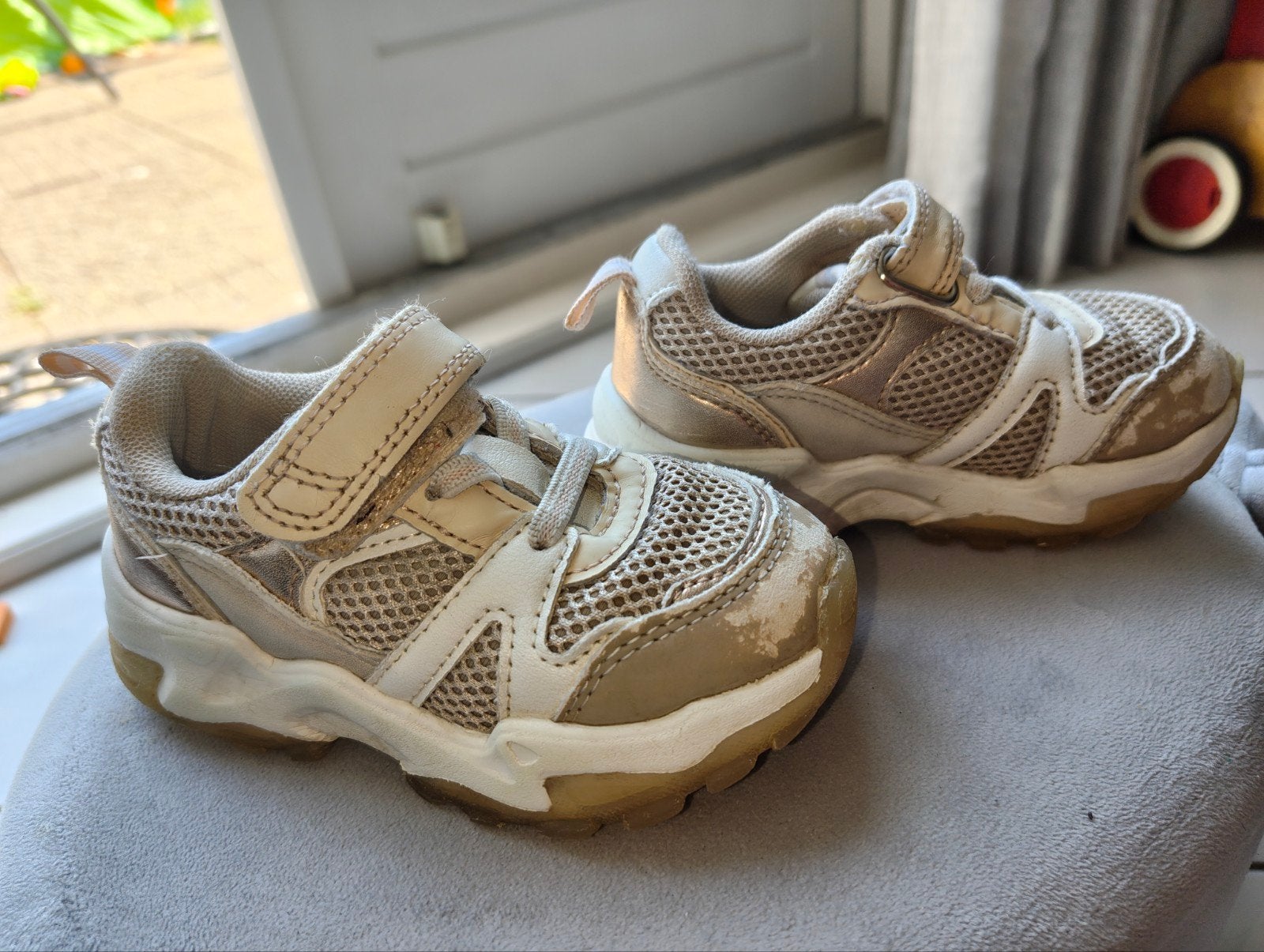 Leuke kinderschoentjes maat 24, Kinderen en Baby's, Babykleding | Schoentjes en Sokjes, Jongetje of Meisje, Ophalen of Verzenden
