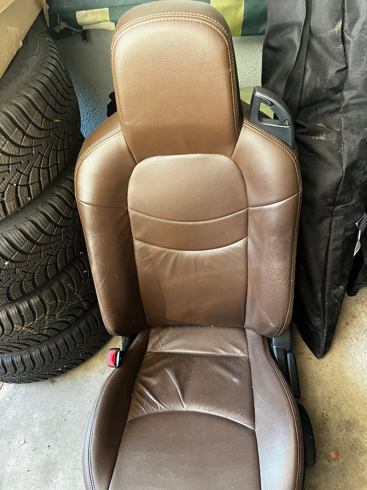 Stoelen mx5, Ophalen