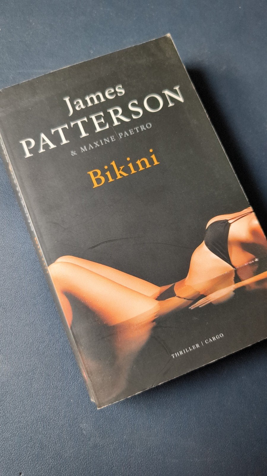 Bikini - James Patterson & Maxine Paetro (Thriller), Boeken, Ophalen of Verzenden, Gelezen, James Patterson & Maxine Paetro, Wereld overig