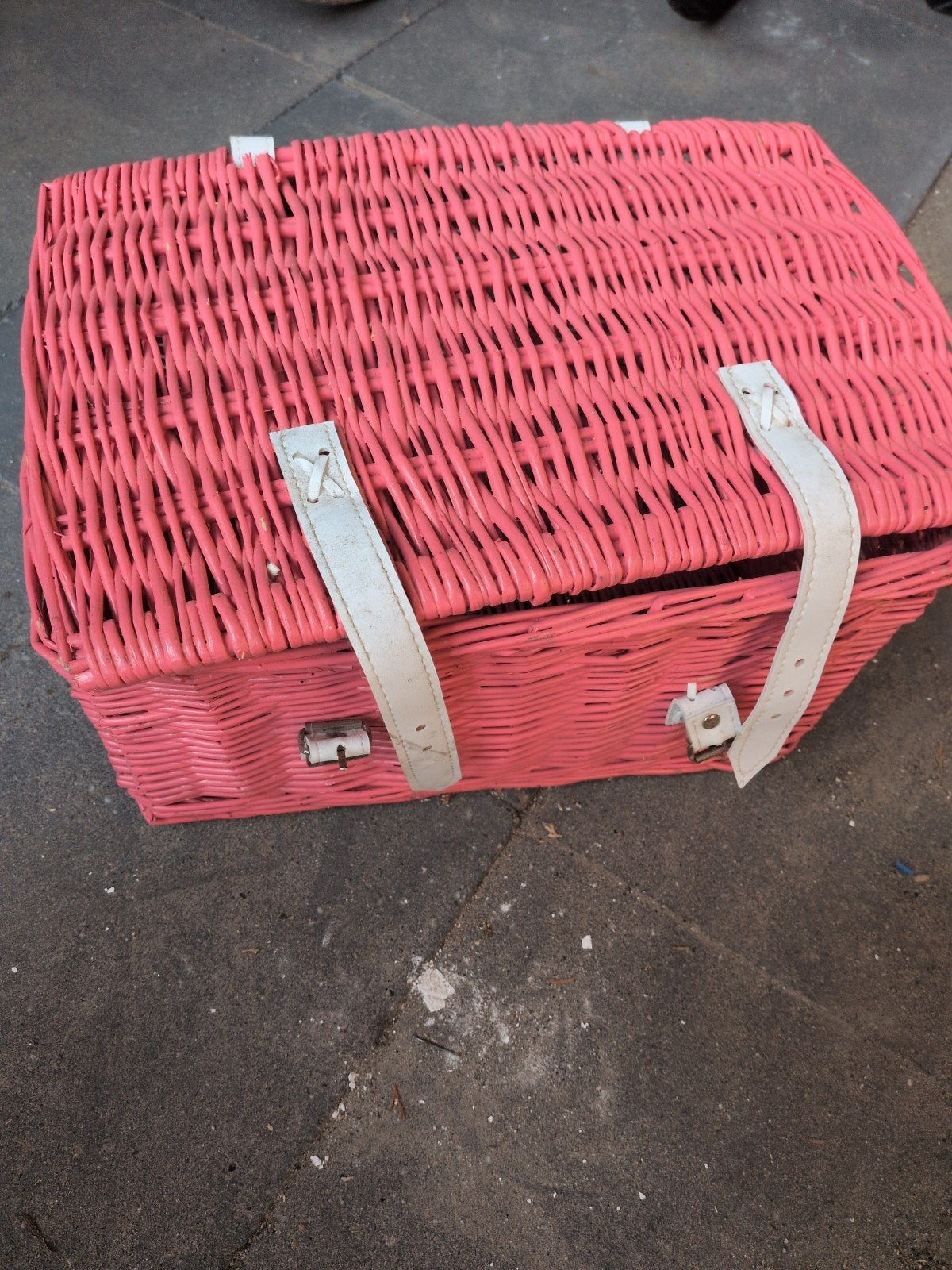Roze rieten mand voor fiets of picknick, Ophalen, Gebruikt, Zonder inhoud