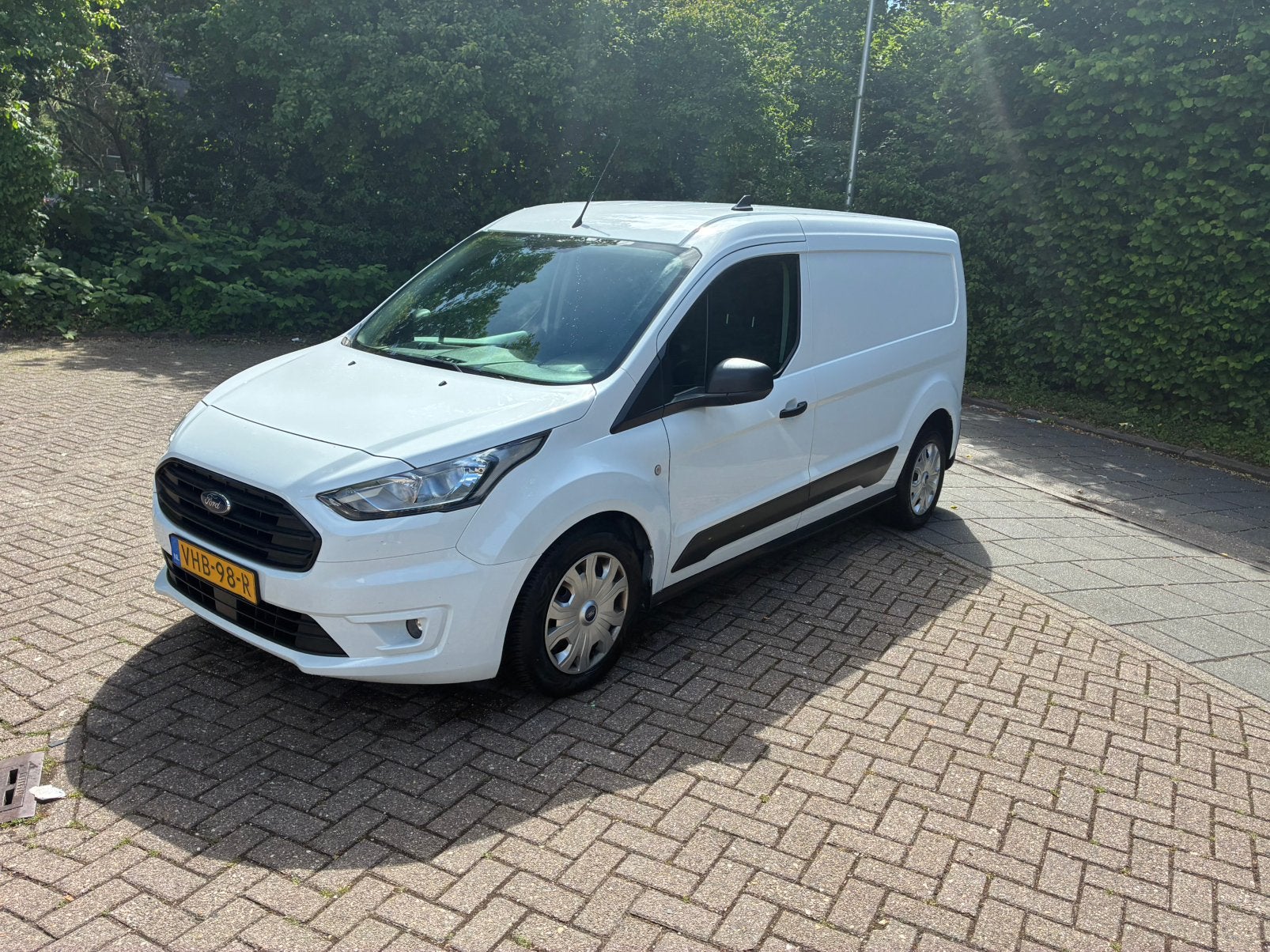 Ford Transit Connect 1.5 Tdci 100pk 2020 Wit, Stof, Start-stop-systeem, 4 cilinders, Wit