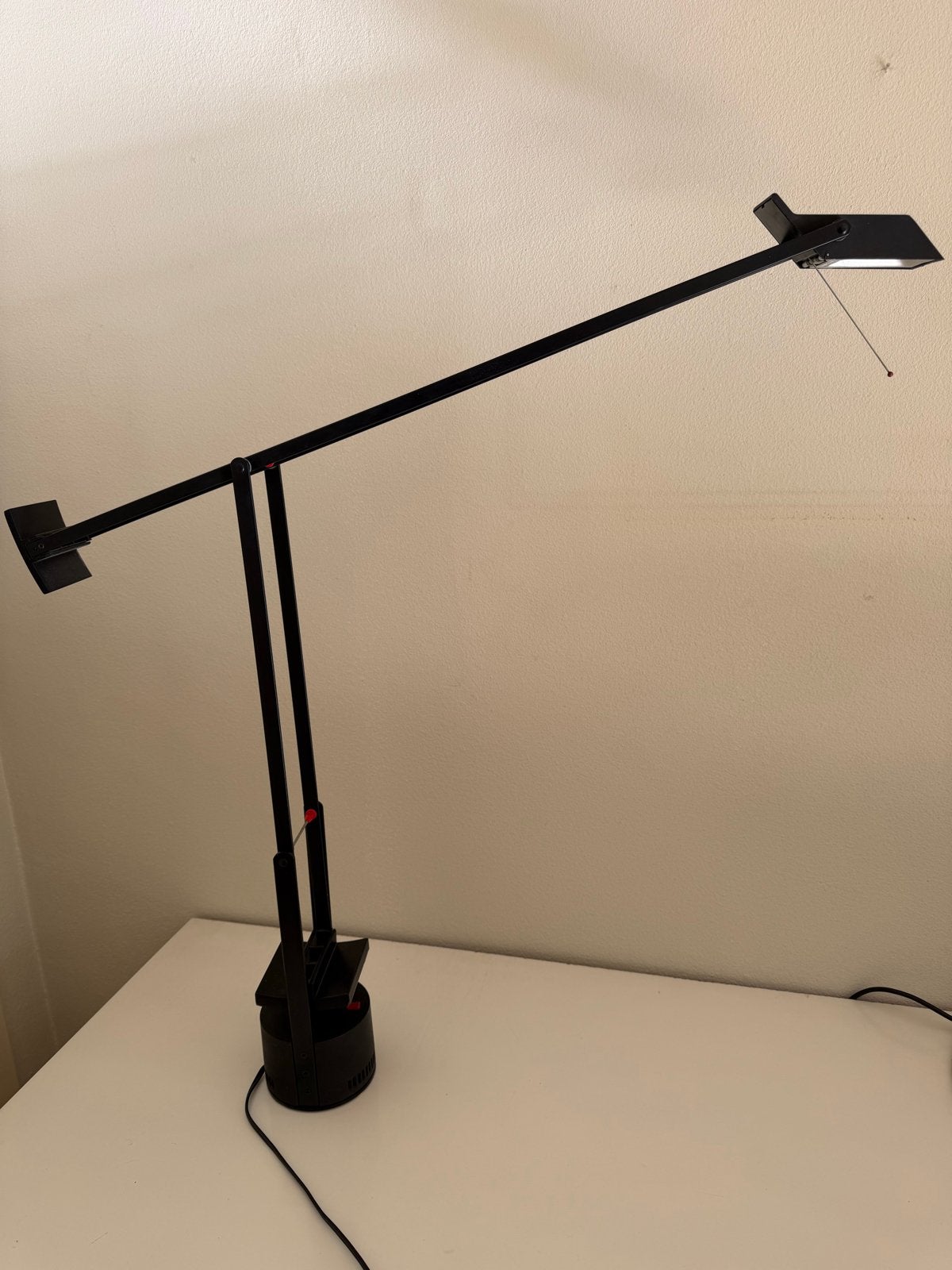 Artemide Tizio bureaulamp, Huis en Inrichting, Ophalen, Bureaulamp, Verstelbaar, Overige merken