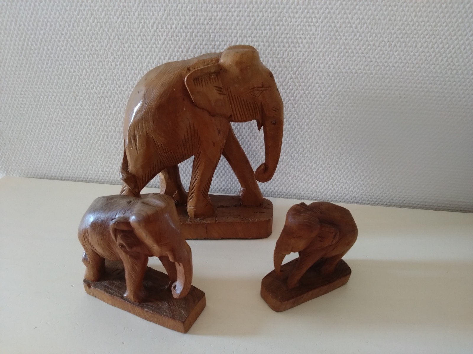 Drie houten olifanten beeldjes., Ophalen of Verzenden