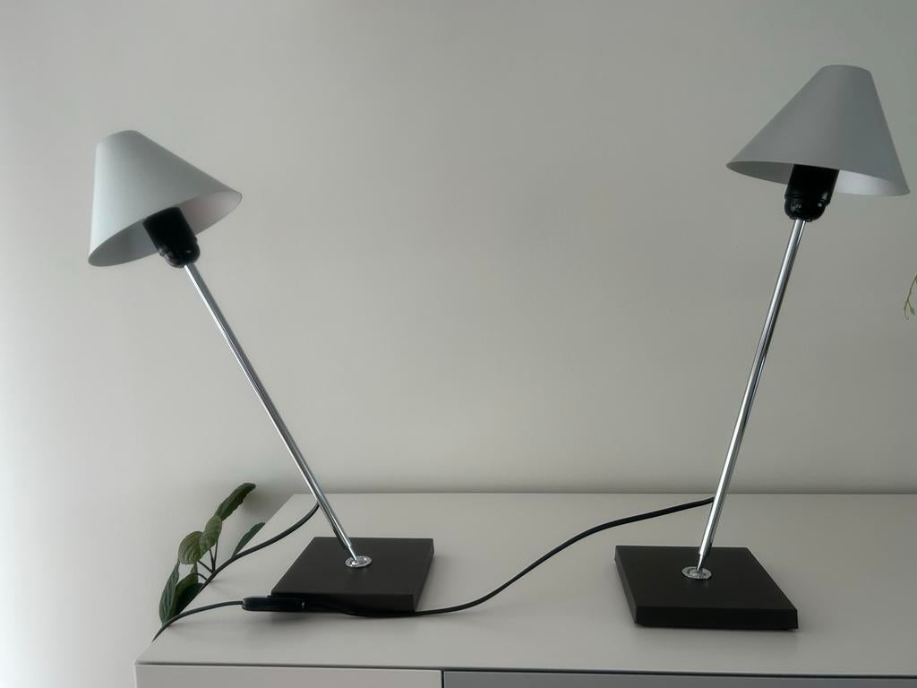 1x  Mobles 114 Gira Barcelona tafellamp, modern design, Ophalen of Verzenden, Zo goed als nieuw, Metaal, 50 tot 75 cm