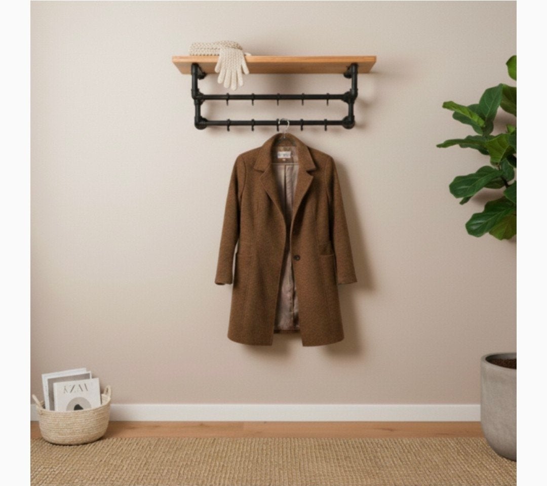 industriële kapstok zwart met houten plank, Ophalen, Zo goed als nieuw, Metaal, Wandkapstok